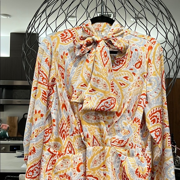 Gorgeous Dress, NWT - Picture 2 of 6